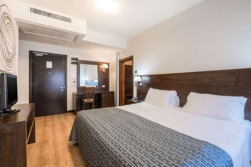 Hotel Delfino Venezia Mestre Ruang foto